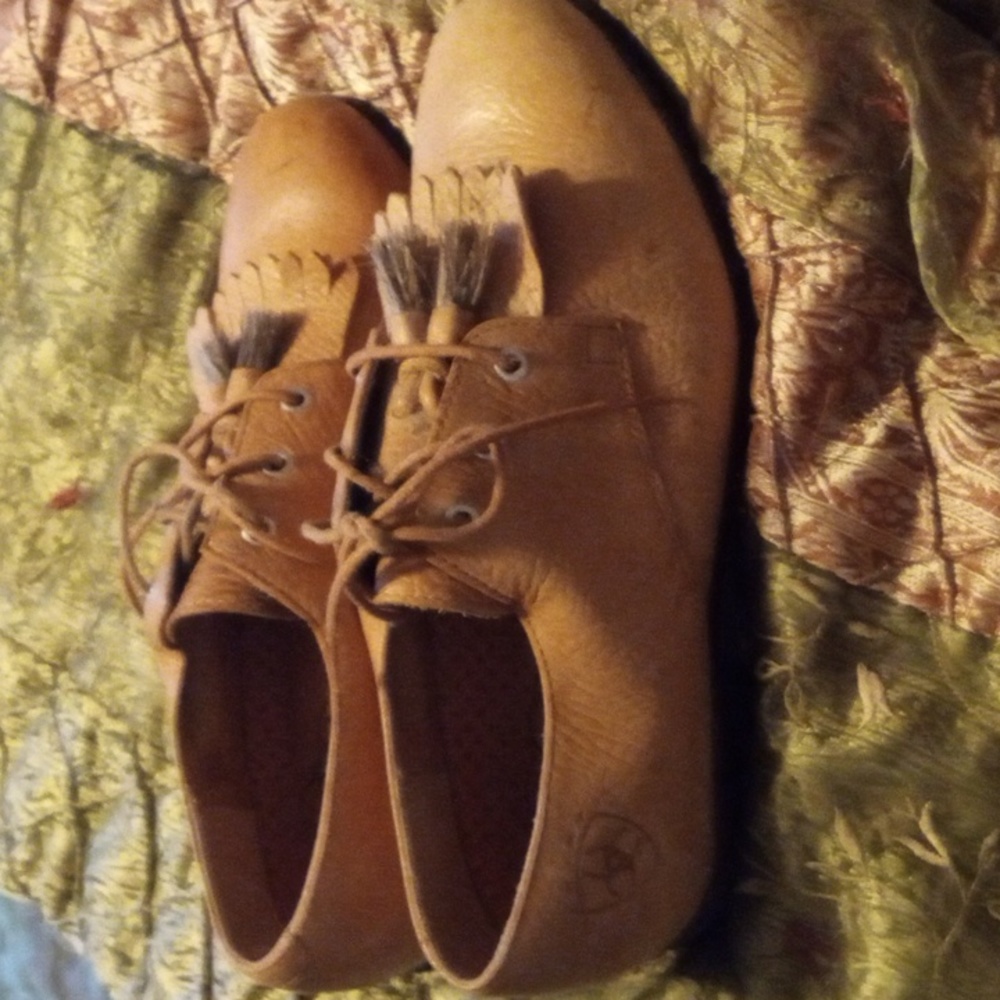 Beautiful Ariat loafers